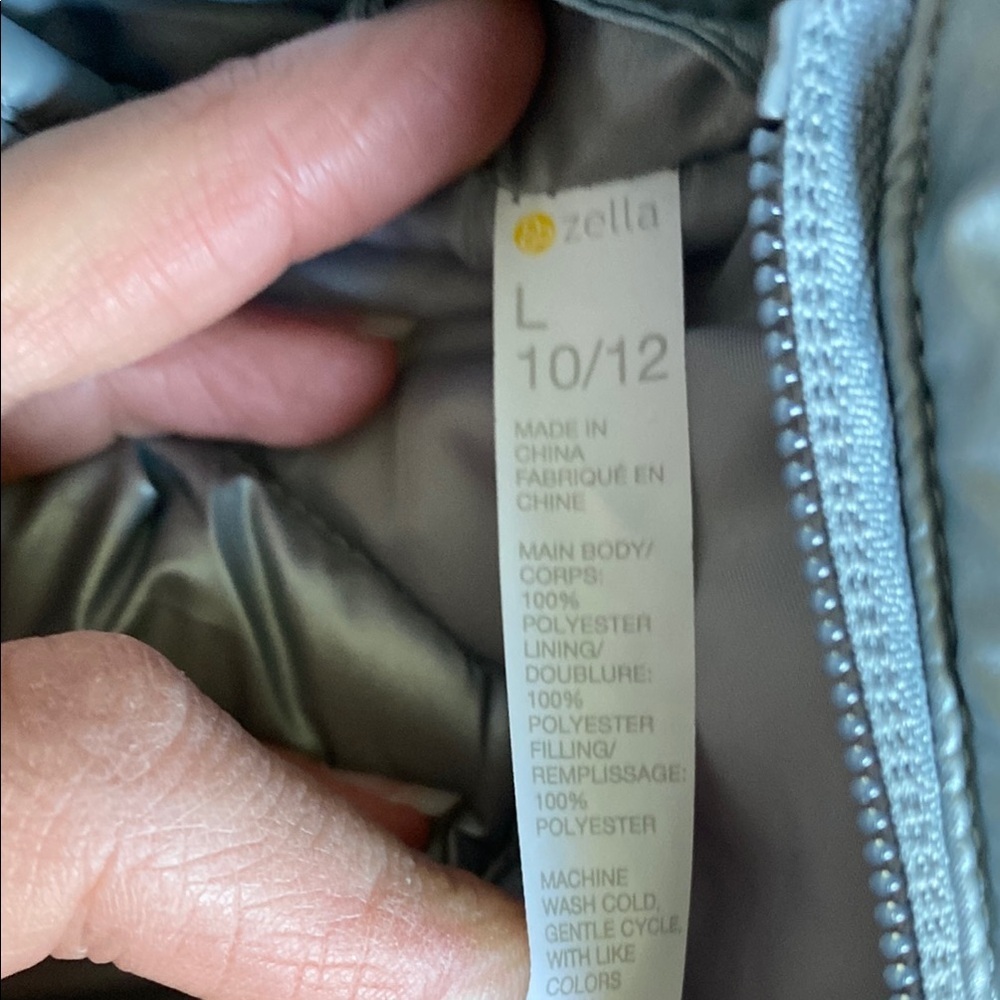 Zella Silver Quilted Puffer Vest - Picture 4 of 9